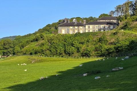 1 bedroom apartment for sale, Plas Tanybwlch