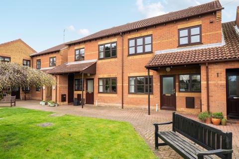 2 bedroom flat for sale, Orchard Court Neville Turner Way, Waltham, Grimsby, Lincolnshire, DN37