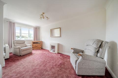 2 bedroom flat for sale, Orchard Court Neville Turner Way, Waltham, Grimsby, Lincolnshire, DN37