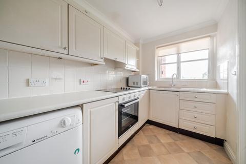 2 bedroom flat for sale, Orchard Court Neville Turner Way, Waltham, Grimsby, Lincolnshire, DN37