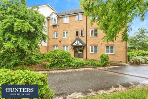 2 bedroom flat for sale, Vicars Bridge Close, Wembley