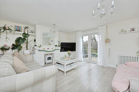 3 bedroom terraced house for sale, Vale Green, NORWICH