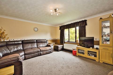 3 bedroom link detached house for sale, Deerswood Gardens, Street, Somerset, BA16
