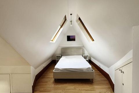 undefined, Craven Avenue, W5