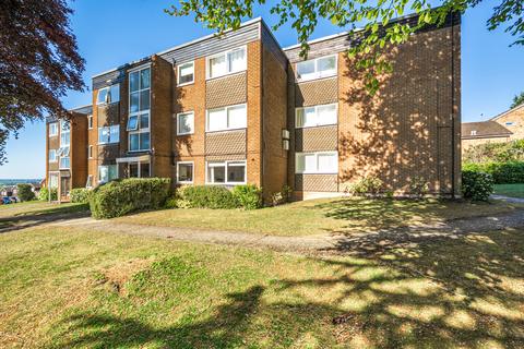 1 bedroom flat for sale, Rossiter Lodge, Rosetrees, Guildford, GU1