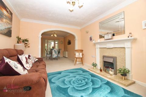 2 bedroom end of terrace house for sale, Courtyard Gardens, Wrotham TN15