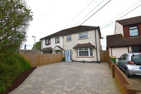 3 bedroom semi-detached house for sale, Ashingdon Road, Rochford
