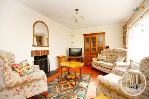 3 bedroom detached bungalow for sale, Leona Crescent, Carlton Colville, NR33