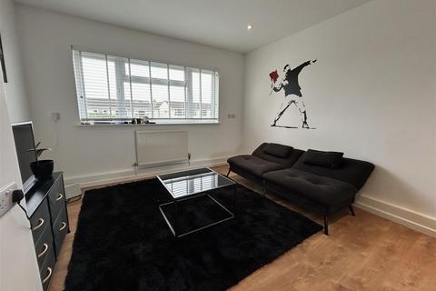 1 bedroom flat for sale, Little Englands, Chippenham