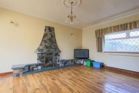 undefined, Lockers Bank, Tean