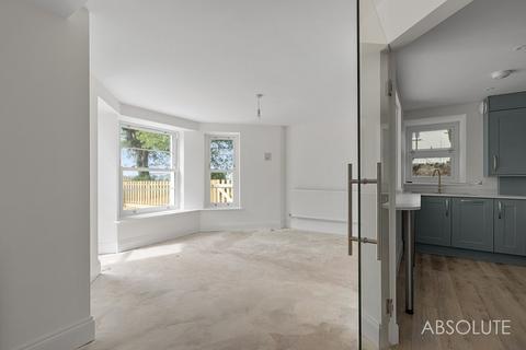 2 bedroom ground floor flat for sale, Thurlow Road, Sonny Rae Villa Thurlow Road, TQ1