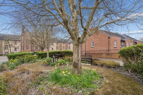 2 bedroom ground floor flat for sale, Gilbert Scott Court, Whielden Street, Amersham