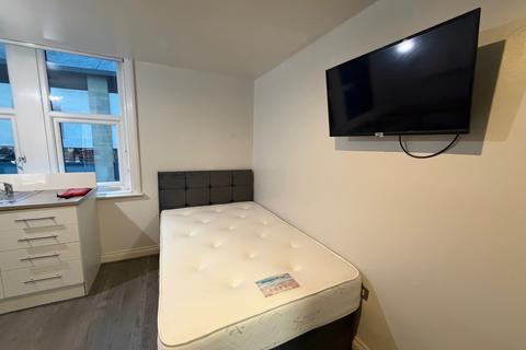 1 bedroom apartment to rent, Oldgate, HUDDERSFIELD