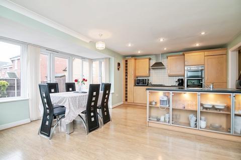 5 bedroom detached house for sale, Southgate Way, Dudley