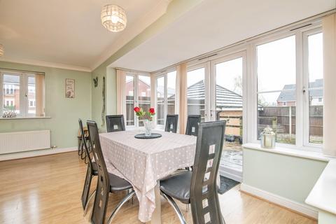 5 bedroom detached house for sale, Southgate Way, Dudley