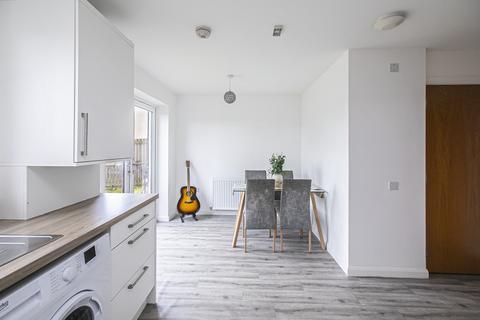 3 bedroom semi-detached house for sale, Kingston Road, Kirkcaldy, KY2