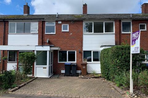 4 bedroom terraced house to rent, Travellers Lane, Hatfield