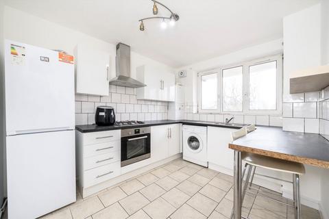 3 bedroom flat for sale, Wood Vale, London SE23