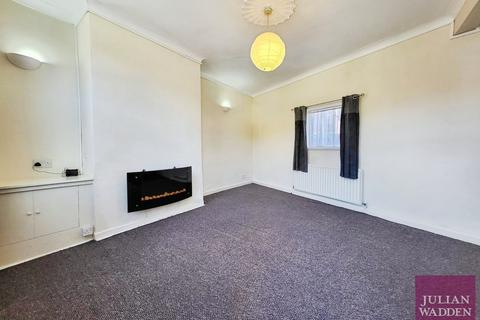 2 bedroom end of terrace house for sale, Thornley Lane North, Reddish, Stockport, SK5