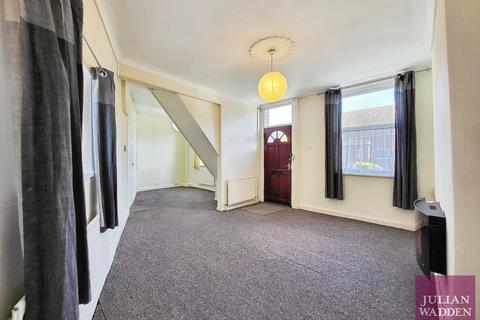 2 bedroom end of terrace house for sale, Thornley Lane North, Reddish, Stockport, SK5