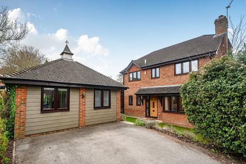 4 bedroom detached house for sale, Lynn Way, Kings Worthy, Winchester, Hampshire, SO23