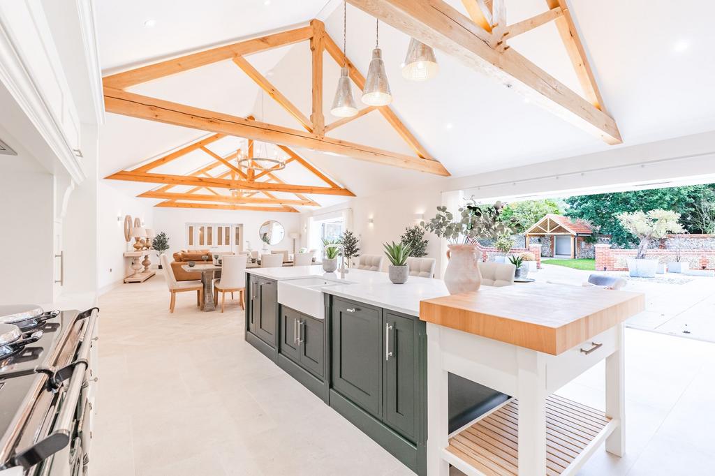 An Exceptionally Refurbished Period Home in Docking - View 2