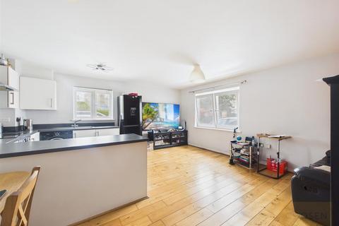 2 bedroom apartment for sale, Gemini Close, Cheltenham