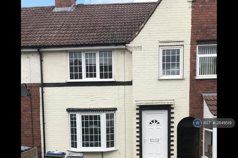 3 bedroom terraced house to rent, Beeches Road, Oldbury, B68