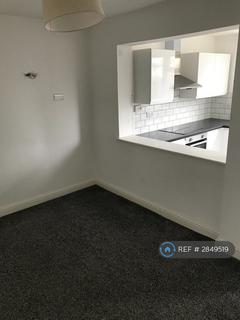 3 bedroom terraced house to rent, Beeches Road, Oldbury, B68