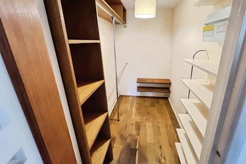 1 bedroom apartment for sale, Larch Close, Greater Manchester M23