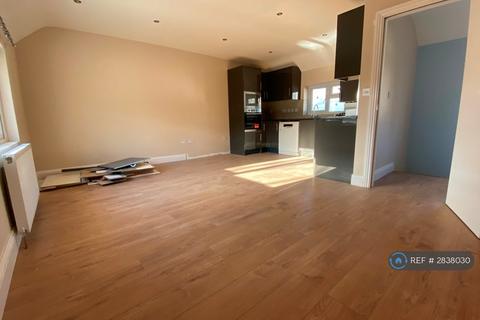 2 bedroom flat to rent, Falling Lane, West Drayton, UB7