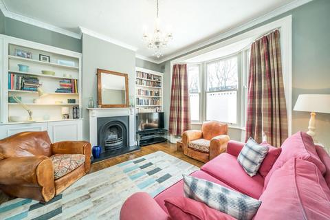 3 bedroom end of terrace house for sale, Akerman Road, London SW9
