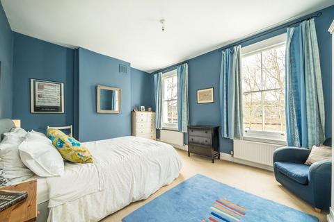 3 bedroom end of terrace house for sale, Akerman Road, London SW9