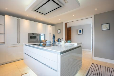 3 bedroom penthouse for sale, Panorama Road, Sandbanks, Poole, Dorset, BH13