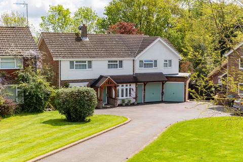 4 bedroom detached house for sale, Newlands Park, Crawley RH10