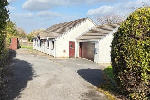 4 bedroom detached bungalow for sale, Llysonnen Road, Carmarthen