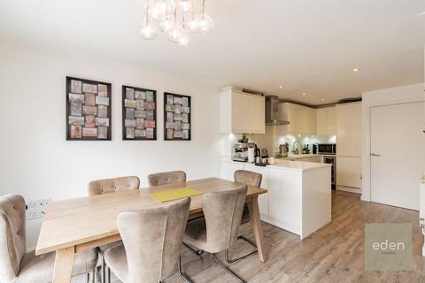 3 bedroom end of terrace house for sale, Poynder Drive, Snodland, ME6