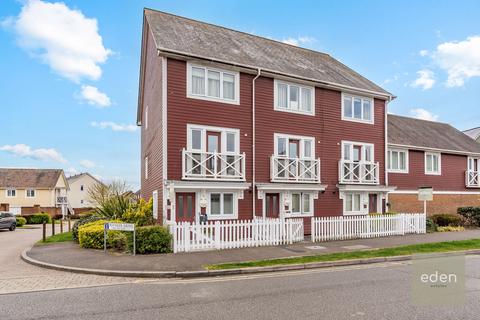 3 bedroom end of terrace house for sale, Poynder Drive, Snodland, ME6