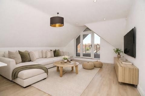 2 bedroom penthouse for sale, Joinery Close, Princes Risborough