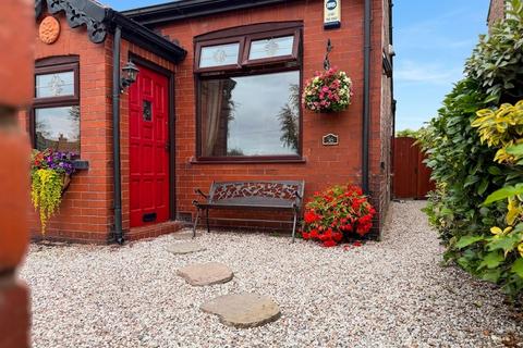 2 bedroom bungalow for sale, Allotment Road, Cadishead, M44