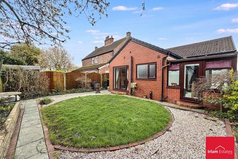 2 bedroom bungalow for sale, Allotment Road, Cadishead, M44