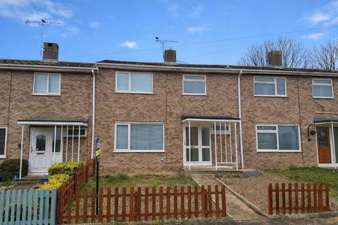 3 bedroom terraced house to rent, Ion Road, Bury St Edmunds IP32
