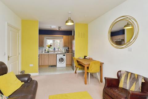 2 bedroom maisonette for sale, Hayes, Stony Stratford, Milton Keynes, Buckinghamshire, MK11