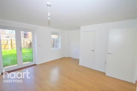 2 bedroom terraced house to rent, Rainbow Gardens, DA1