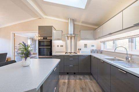 undefined, Warren Park, Portsmouth Road, Thursley GU8