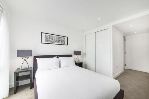 2 bedroom apartment to rent, Quarter House, Battersea Reach