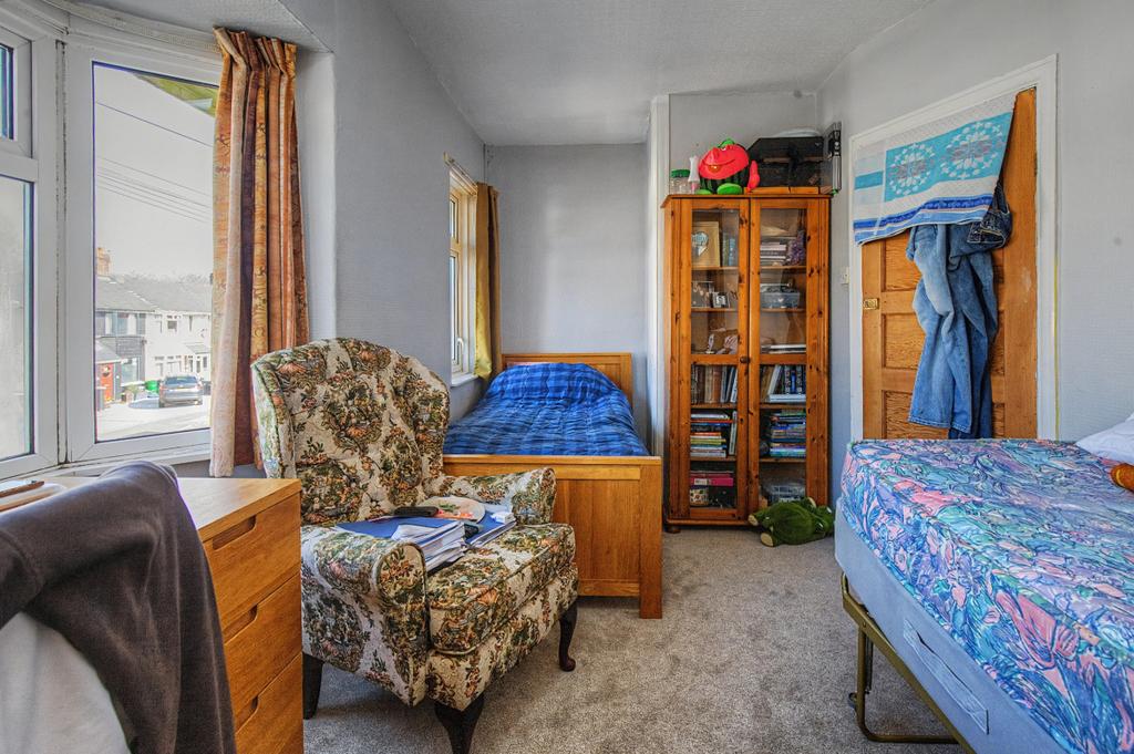 Cornwallis Road Florence Park OX4 3NW - More