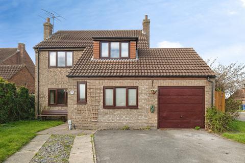 4 bedroom detached house for sale, Scotts Garth Close, Tickton, Beverley