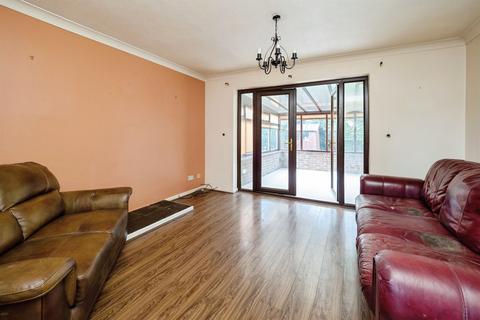 4 bedroom detached house for sale, Scotts Garth Close, Tickton, Beverley