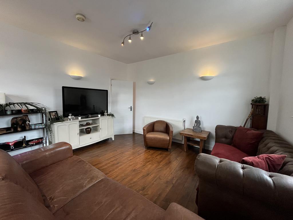 Apartment in Nottingham - View 2